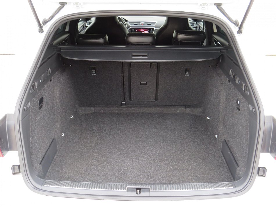 Škoda Superb III 2.0 TDi 