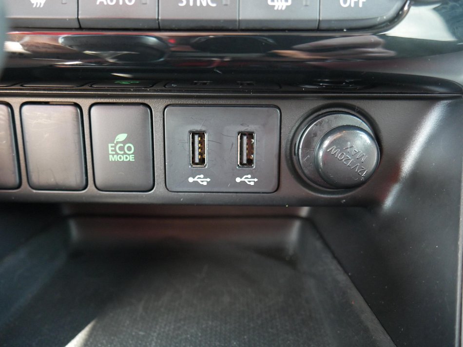 Mitsubishi Eclipse Cross 1.5 T-MIVEC Intense