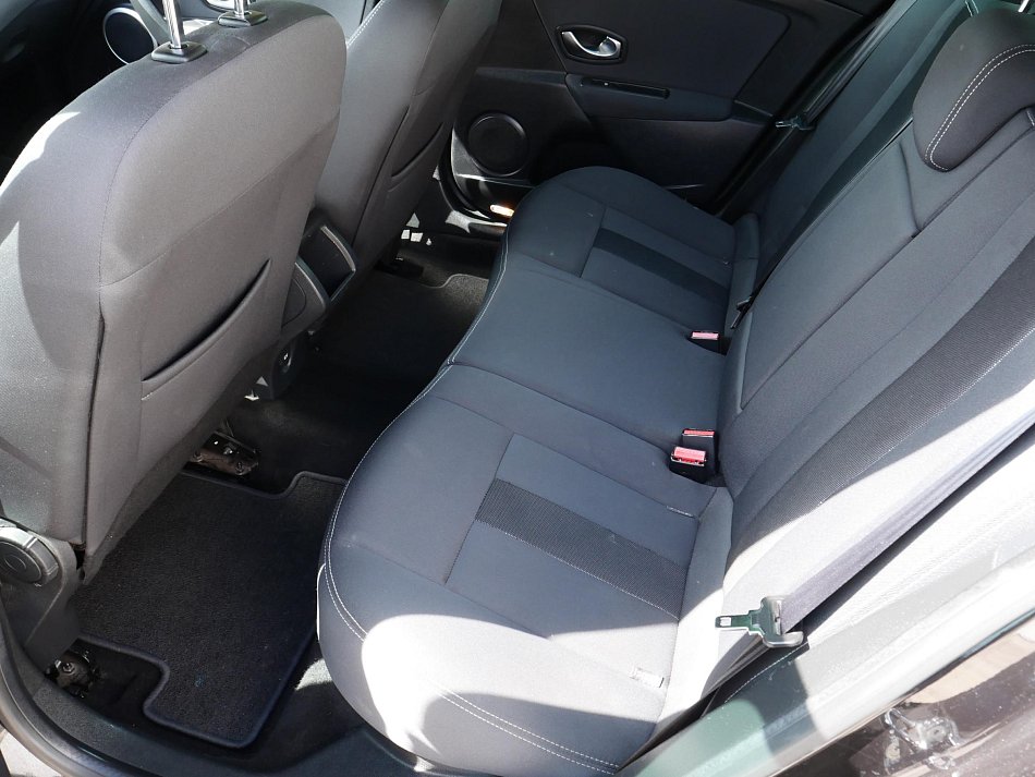 Renault Mégane 2.0i 