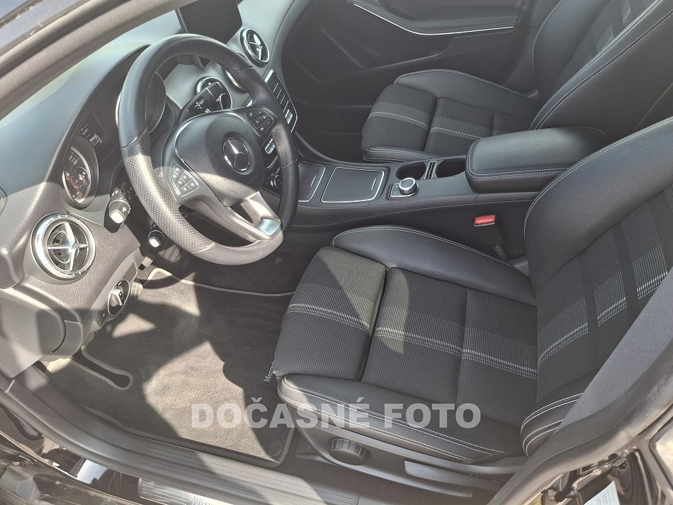 Mercedes-Benz CLA 200 CDI 