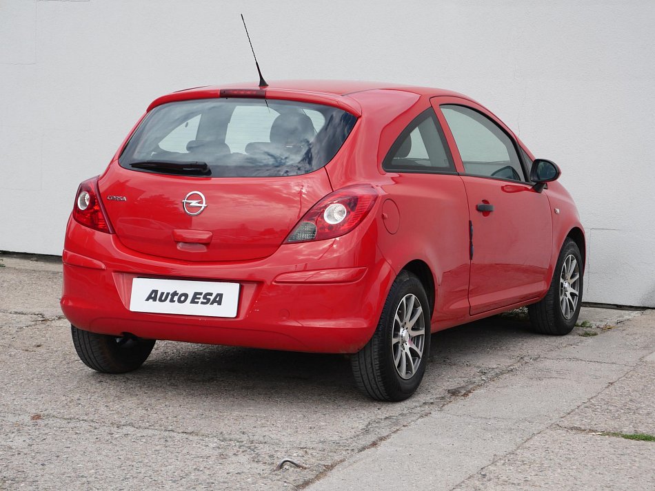 Opel Corsa 1.0i 