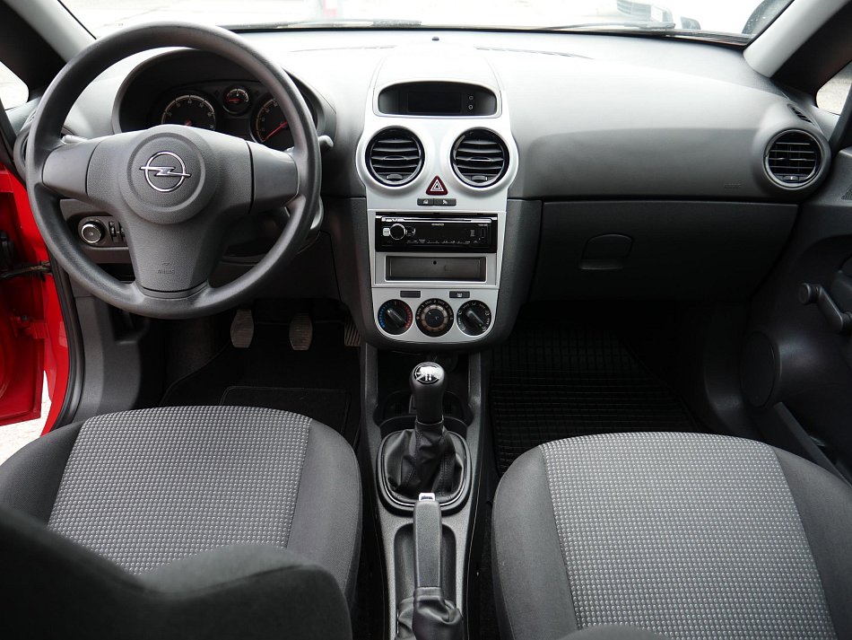 Opel Corsa 1.0i 