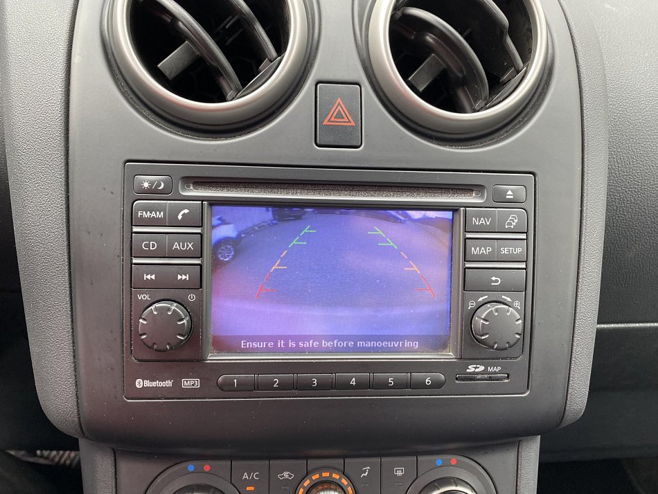 Nissan Qashqai 1.6 dCi Tekna 7míst