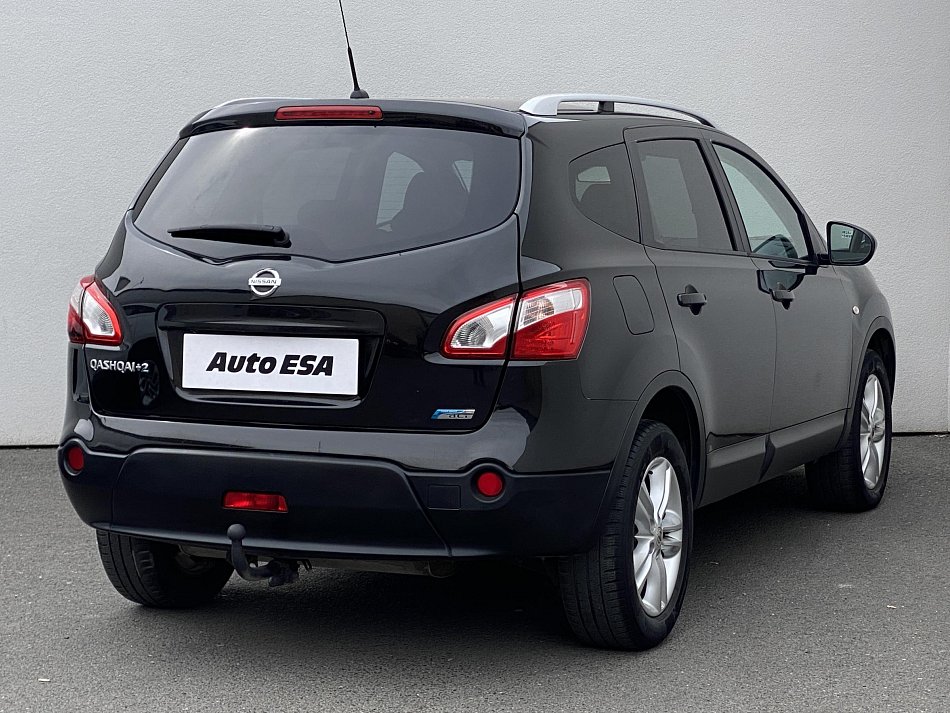 Nissan Qashqai 1.6 dCi Tekna 7míst