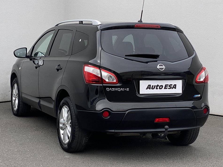 Nissan Qashqai 1.6 dCi Tekna 7míst