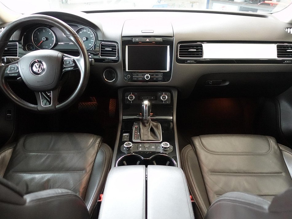 Volkswagen Touareg 3.0TDi  4x4