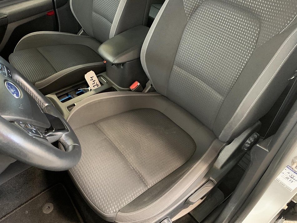 Ford Focus 1.5 EB Titanium