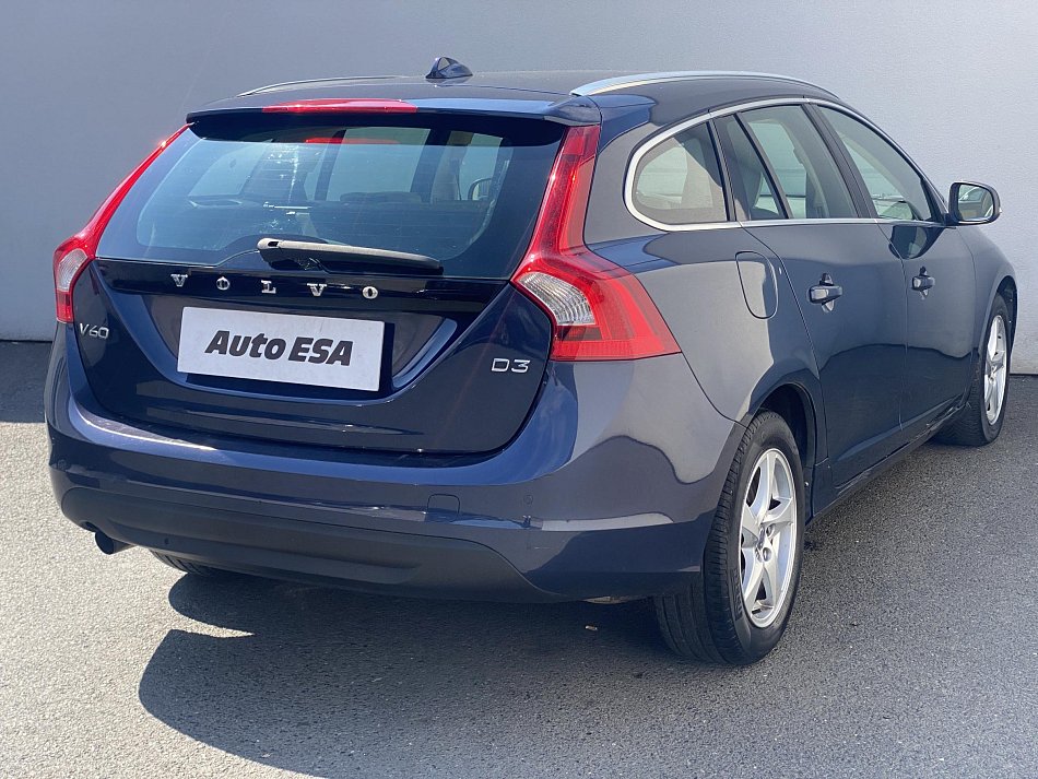 Volvo V60 2.0 D3 Summum