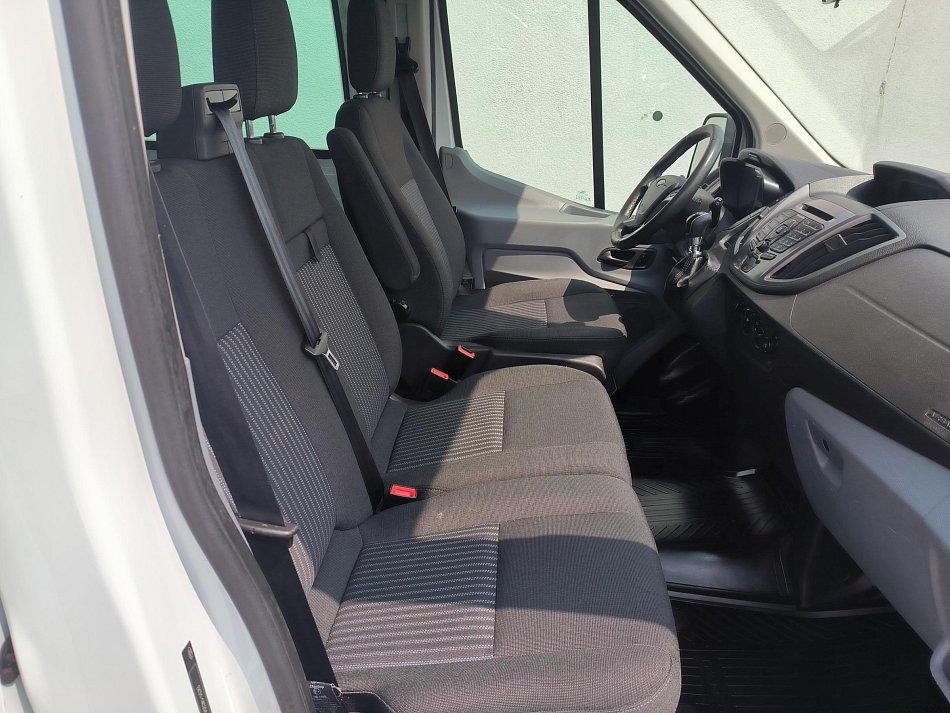 Ford Transit 2.2TDCi Trend L3H2 9míst