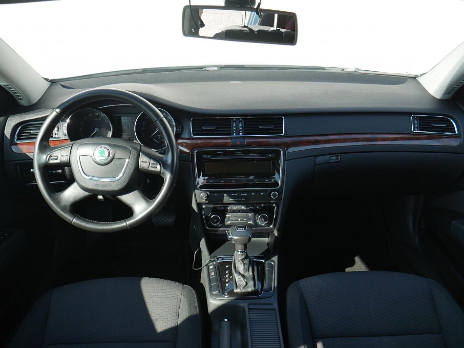 Škoda Superb II 2.0 TDi Elegance