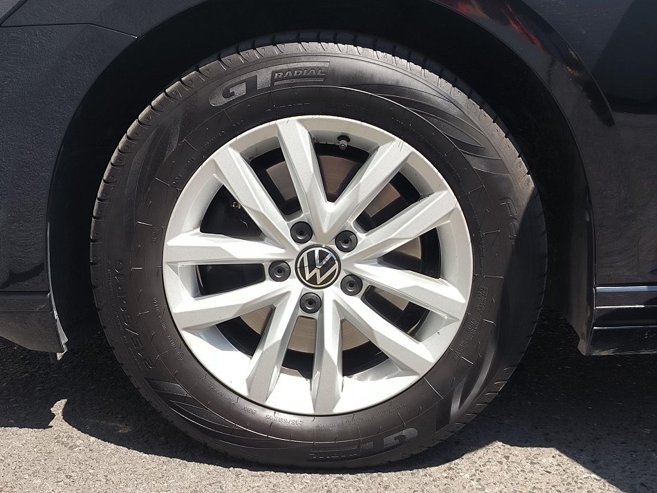 Volkswagen Passat 2.0 TDi Business