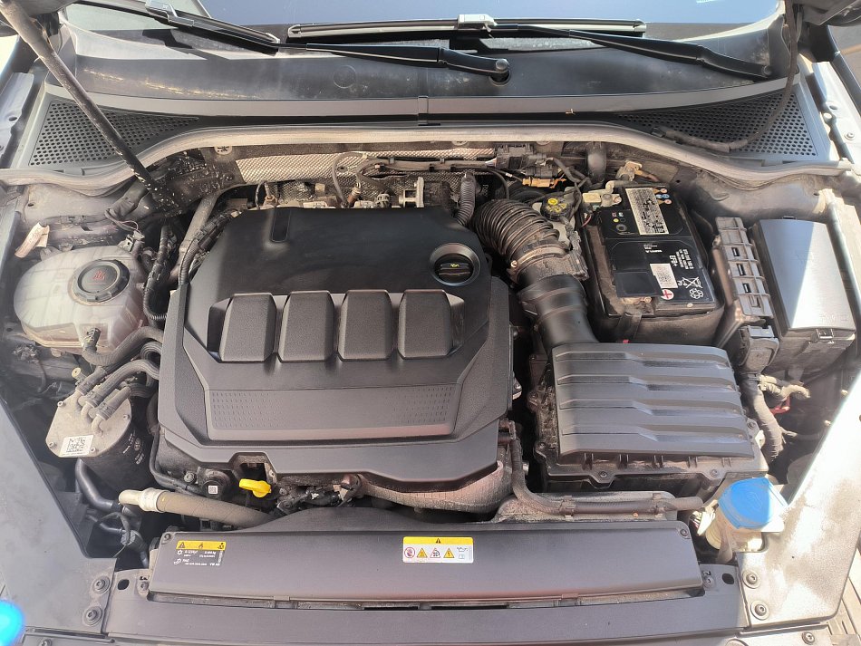 Volkswagen Passat 2.0 TDi Business