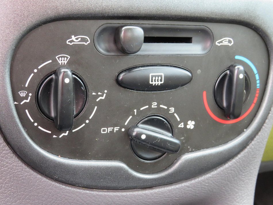 Peugeot 206 1.2i 