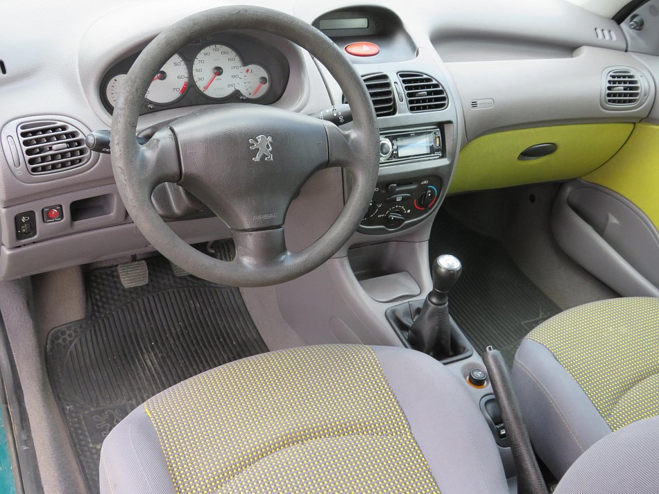 Peugeot 206 1.2i 