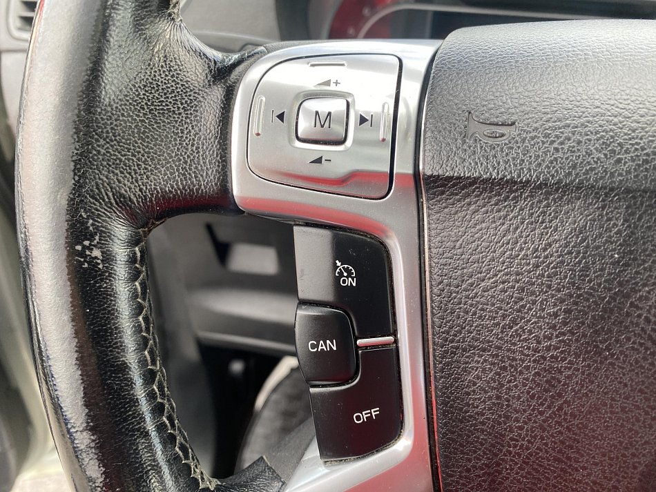 Ford S-MAX 2.0 i 