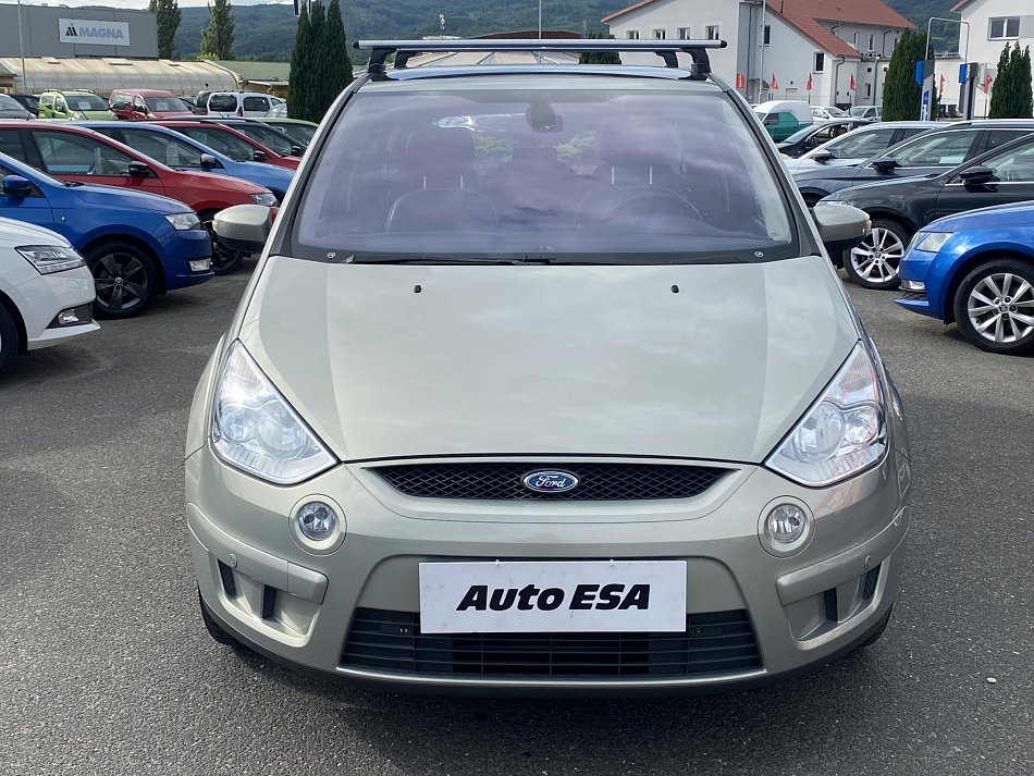 Ford S-MAX 2.0 i 