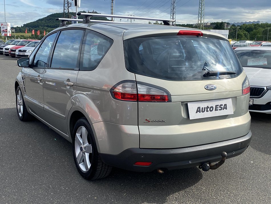 Ford S-MAX 2.0 i 