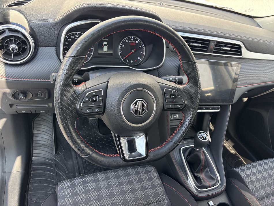 MG ZS 1.5 DVVT 