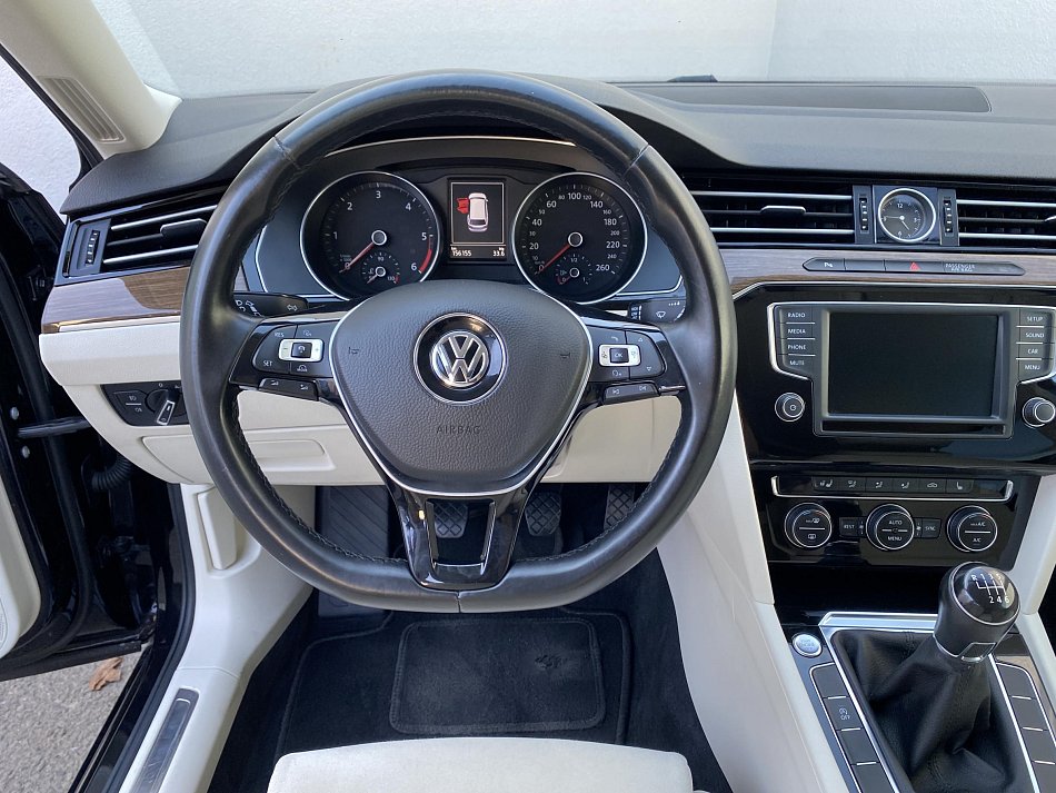 Volkswagen Passat 2.0 TDi Highline