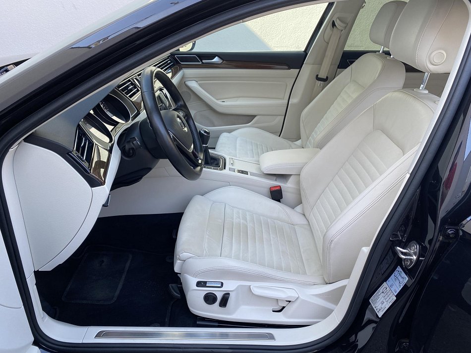 Volkswagen Passat 2.0 TDi Highline
