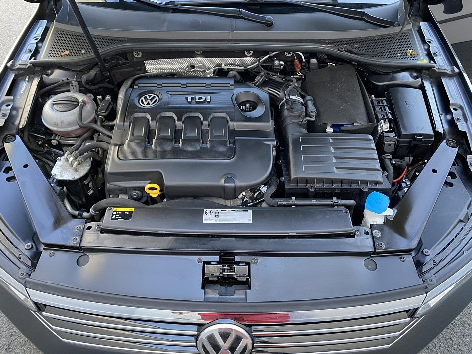 Volkswagen Passat 2.0 TDi Highline