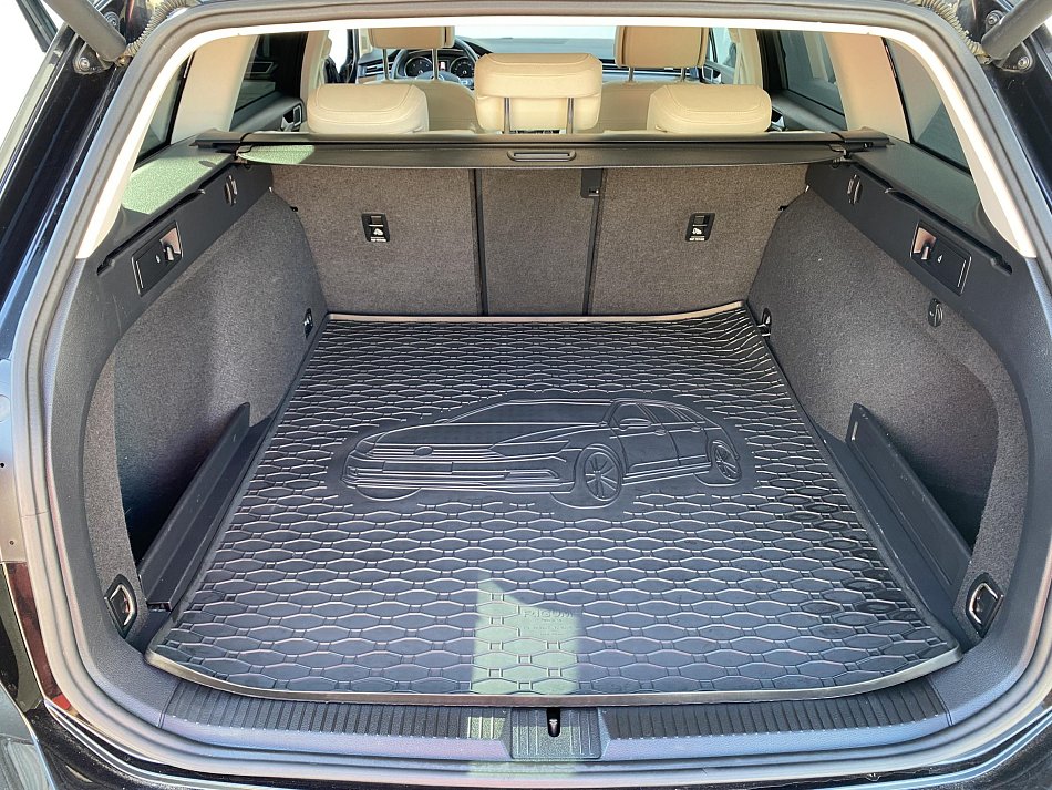 Volkswagen Passat 2.0 TDi Highline