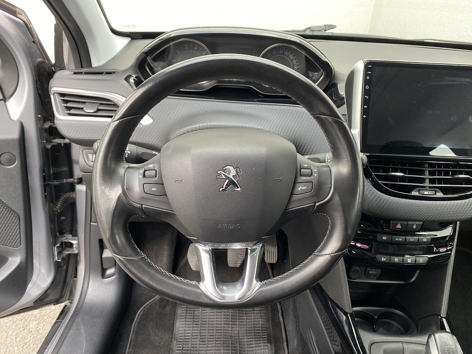 Peugeot 2008 1.2 PT Allure