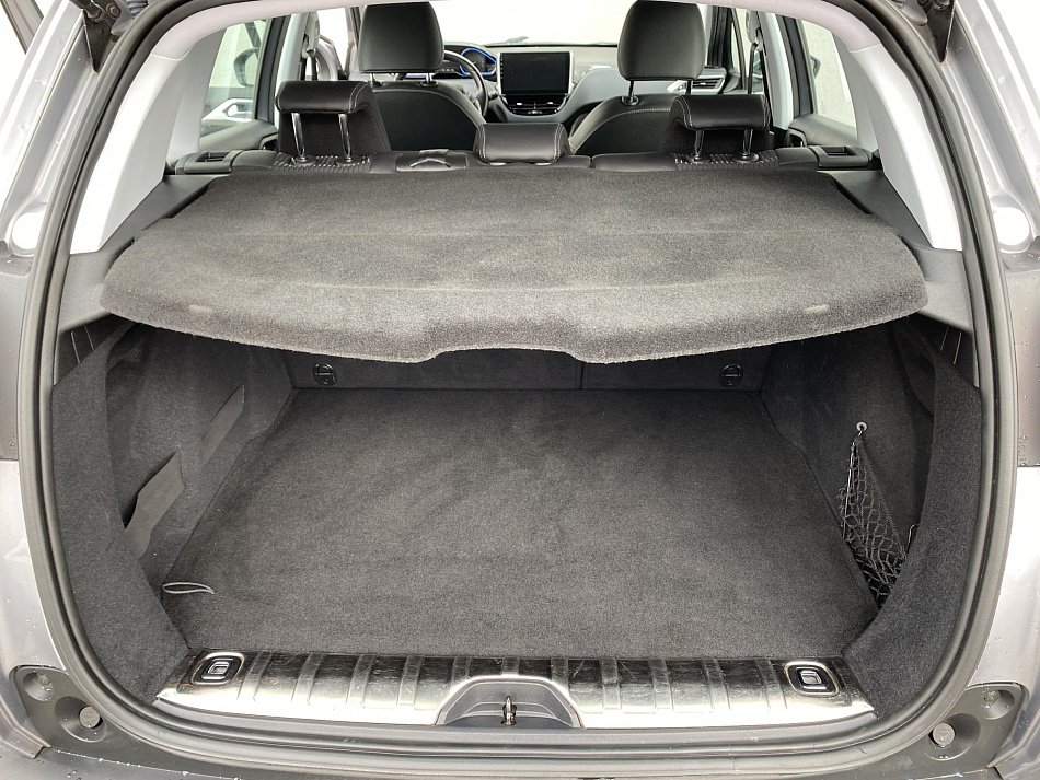 Peugeot 2008 1.2 PT Allure
