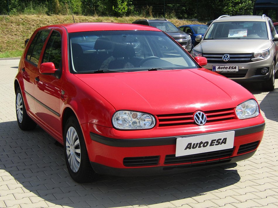 Volkswagen Golf 1.6i 