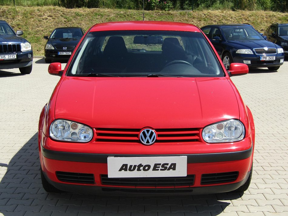 Volkswagen Golf 1.6i 