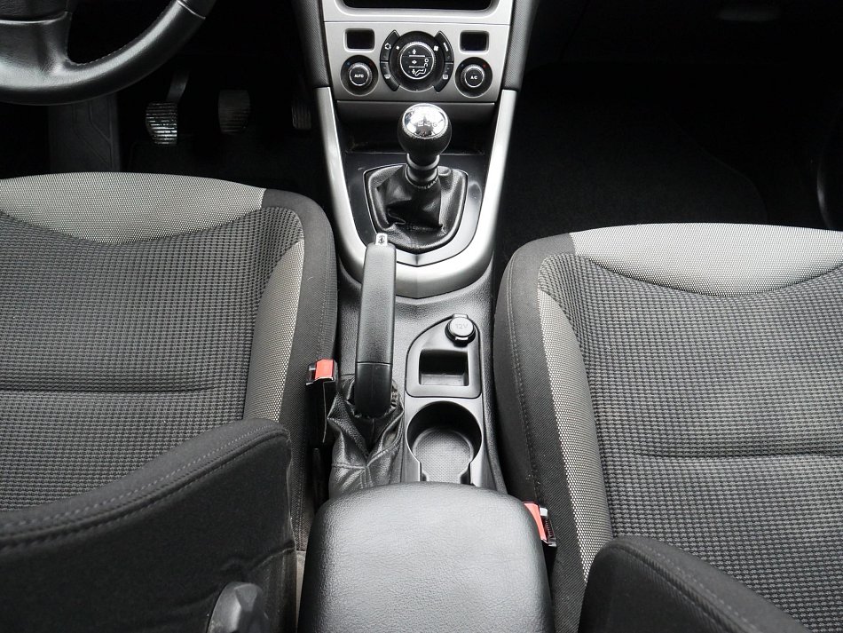 Peugeot 308 1.6 HDi 