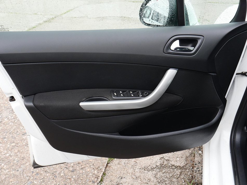 Peugeot 308 1.6 HDi 