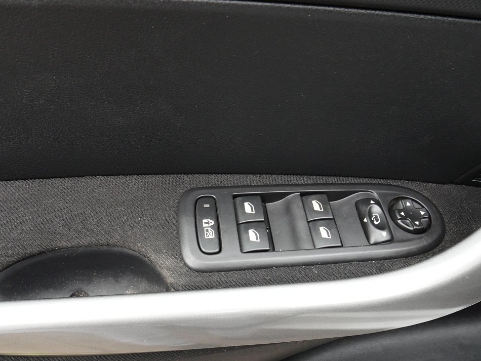 Peugeot 308 1.6 HDi 