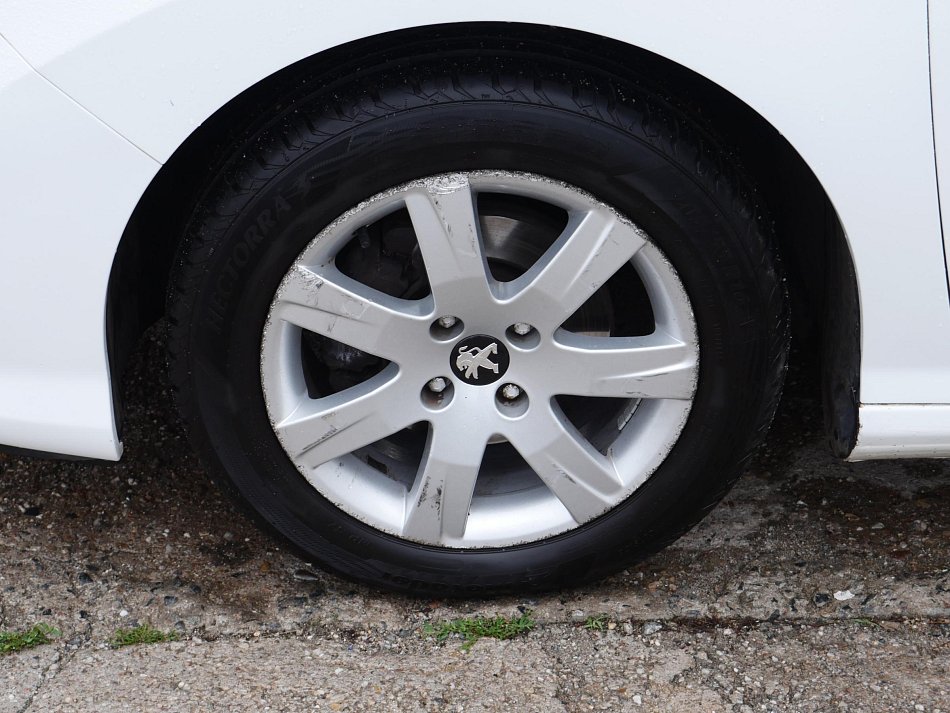 Peugeot 308 1.6 HDi 