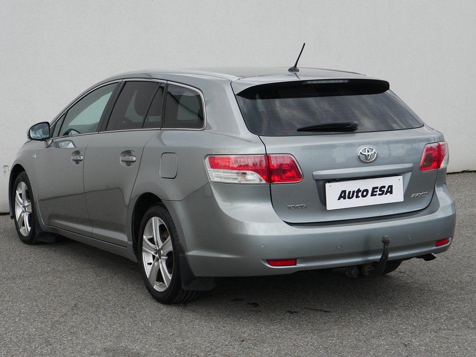 Toyota Avensis 2.2D 