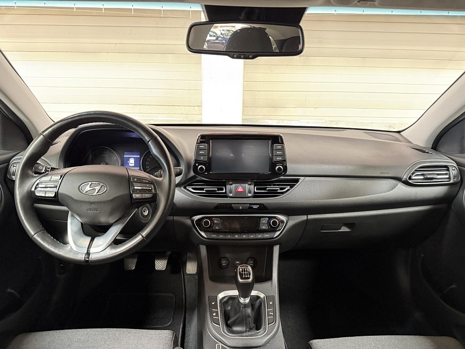 Hyundai I30 1.5 DPi Smart