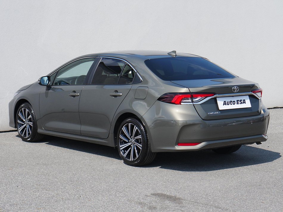 Toyota Corolla 1.5 VVT-i 