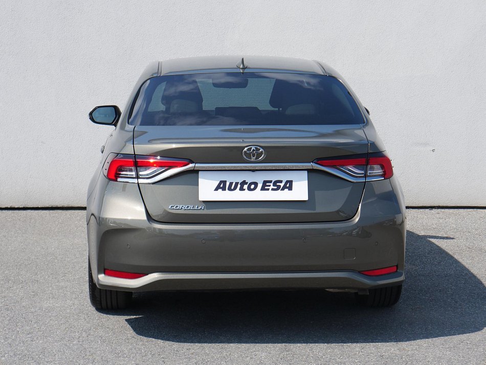 Toyota Corolla 1.5 VVT-i 