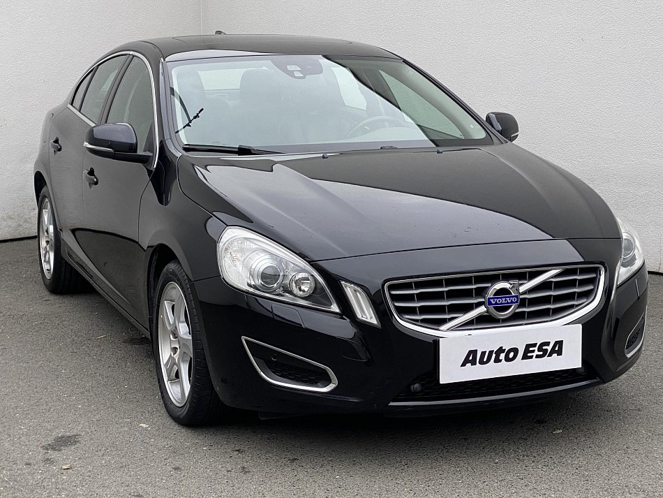 Volvo S60 2.0 D Summum