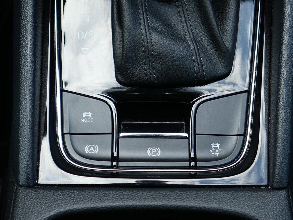 Škoda Karoq 1.5 TSi Style