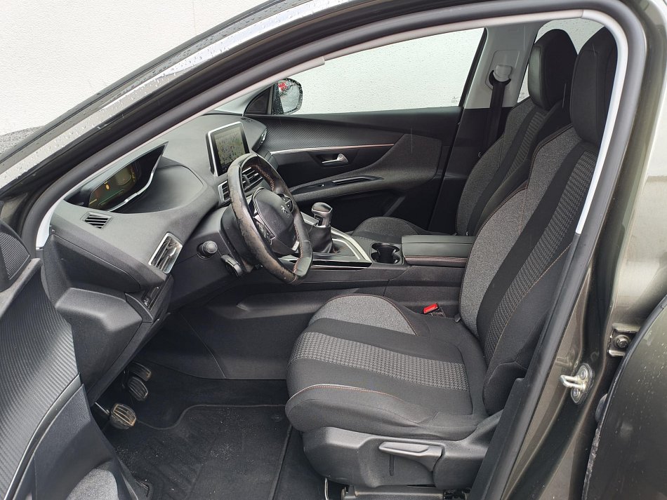 Peugeot 3008 1.2 PT Crossway