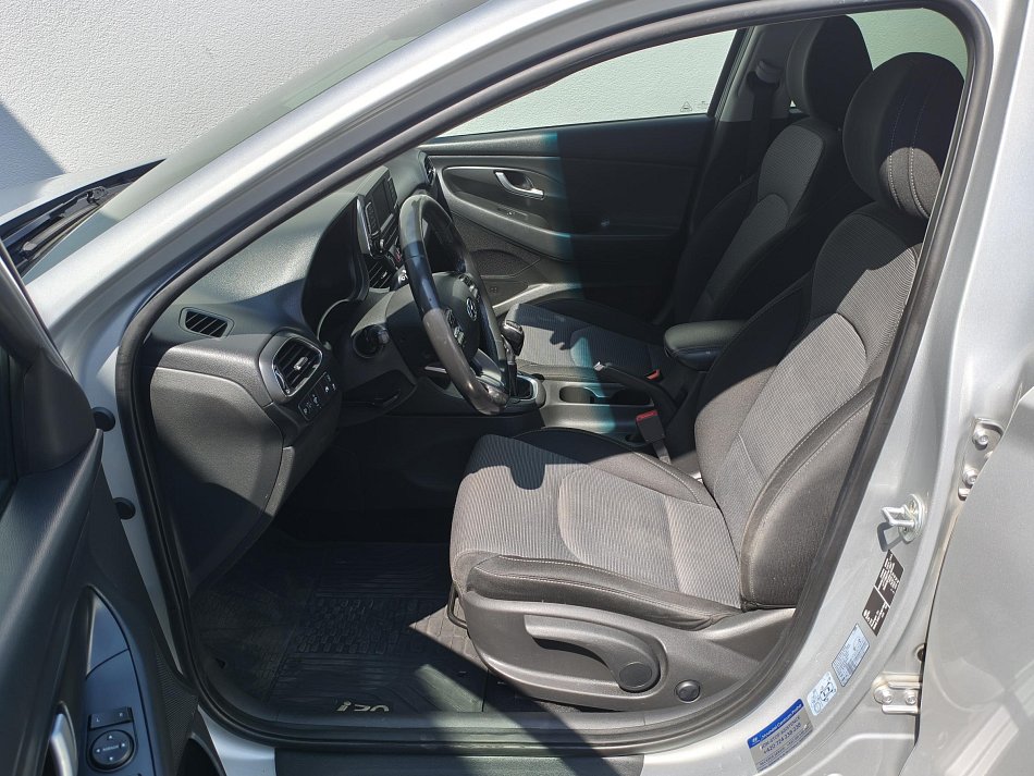 Hyundai I30 1.6 CRDI 