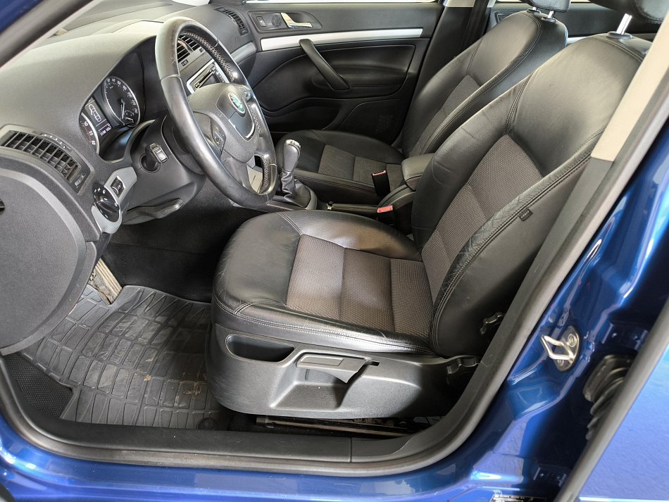 Škoda Octavia II 1.6 TDi Elegance