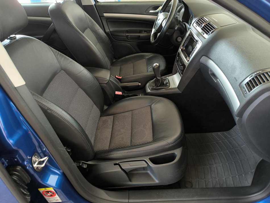 Škoda Octavia II 1.6 TDi Elegance