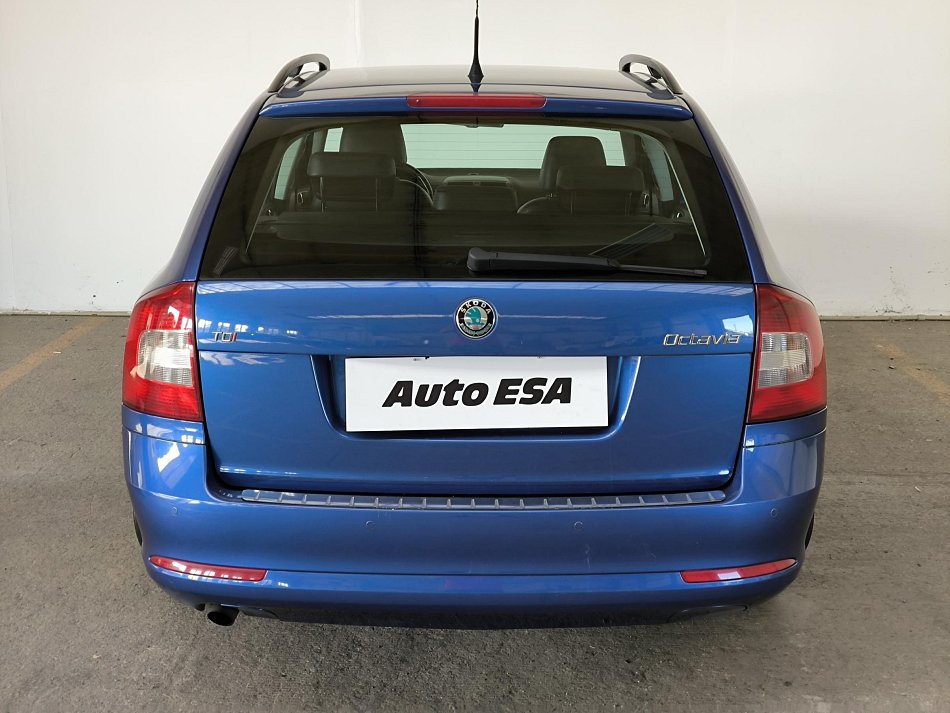 Škoda Octavia II 1.6 TDi Elegance