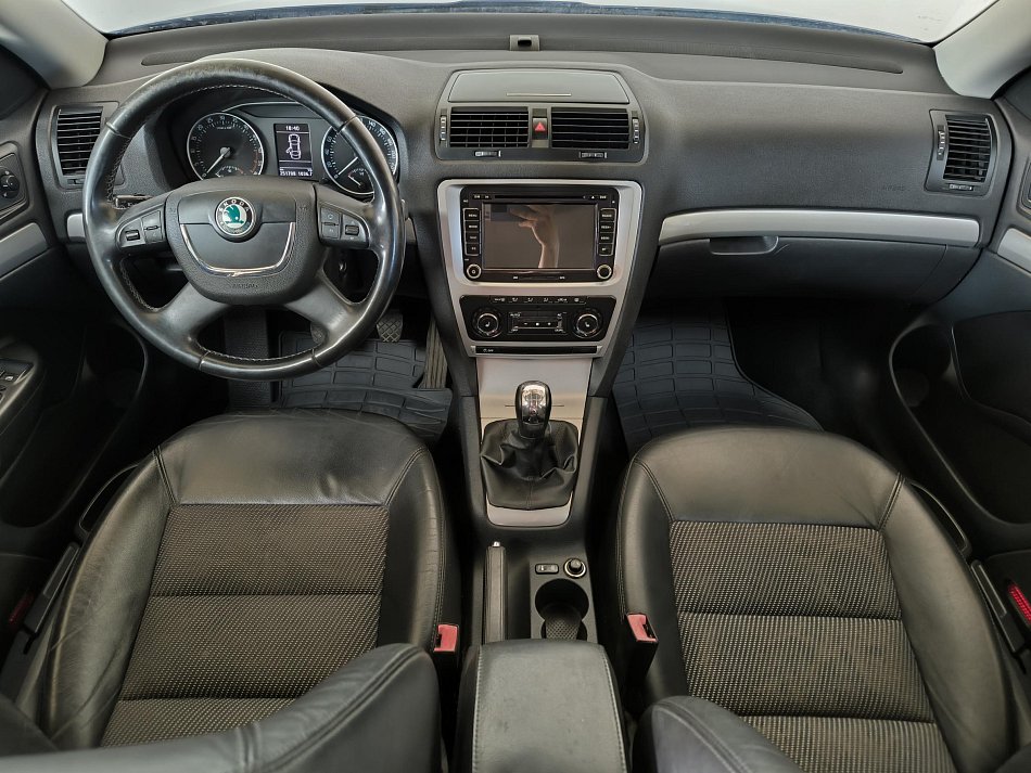 Škoda Octavia II 1.6 TDi Elegance