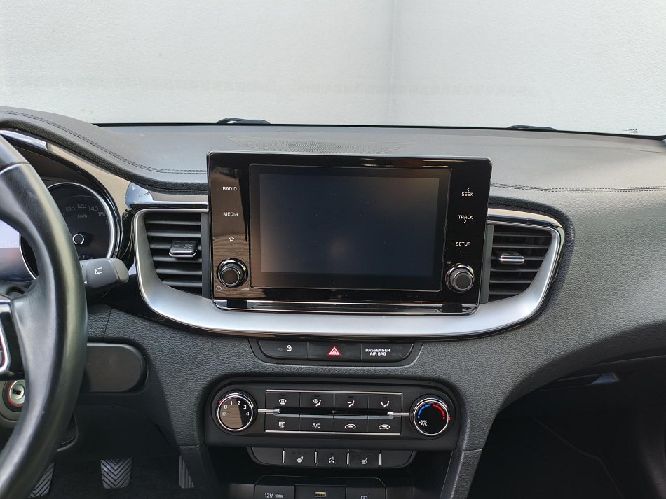 Kia Ceed 1.5 T-GDi Vision