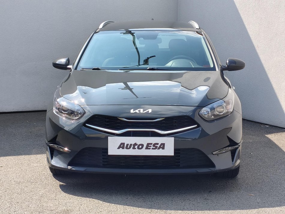 Kia Ceed 1.5 T-GDi Vision