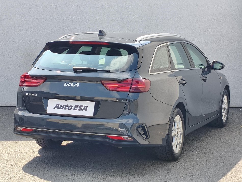Kia Ceed 1.5 T-GDi Vision