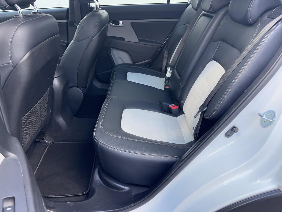 Kia Sportage 1.7 CRDi 